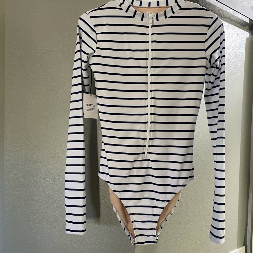 Nwt Mott surf suit swim white navy stripes S UPF